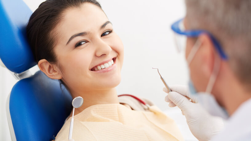 what is a dental hygienist?